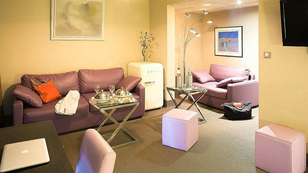 Le Safari Hotel Restaurant カルパントラ エクステリア 写真